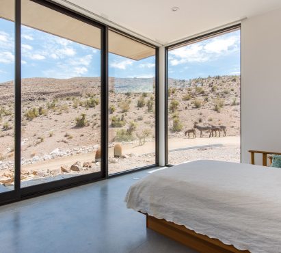 Arroyo House by Hoogland Architecture