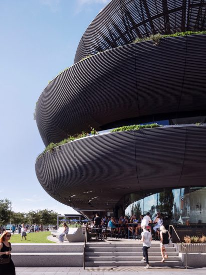 Barangaroo House by Collins and Turner