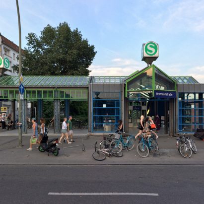Berlin’s Hermannstrasse station to trial anxiety-inducing music in bid to reduce crime
