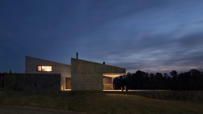 Casa MM by Alarcia Ferrer Arquitectos