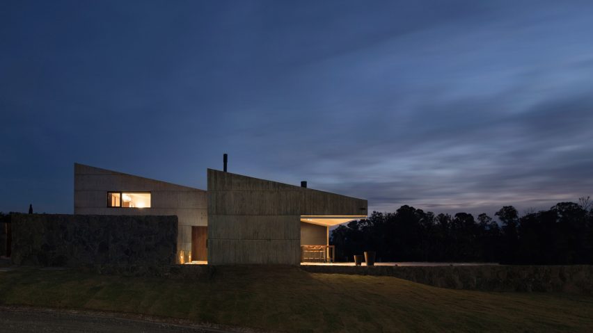 Casa MM by Alarcia Ferrer Arquitectos