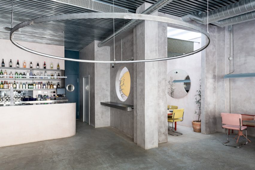 Casa Plata by Lucas y Hernández-Gil