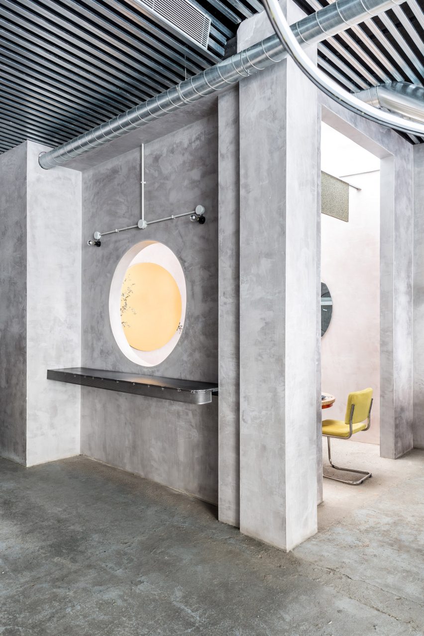 Casa Plata by Lucas y Hernández-Gil