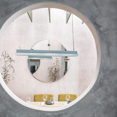 Casa Plata by Lucas y Hernández-Gil