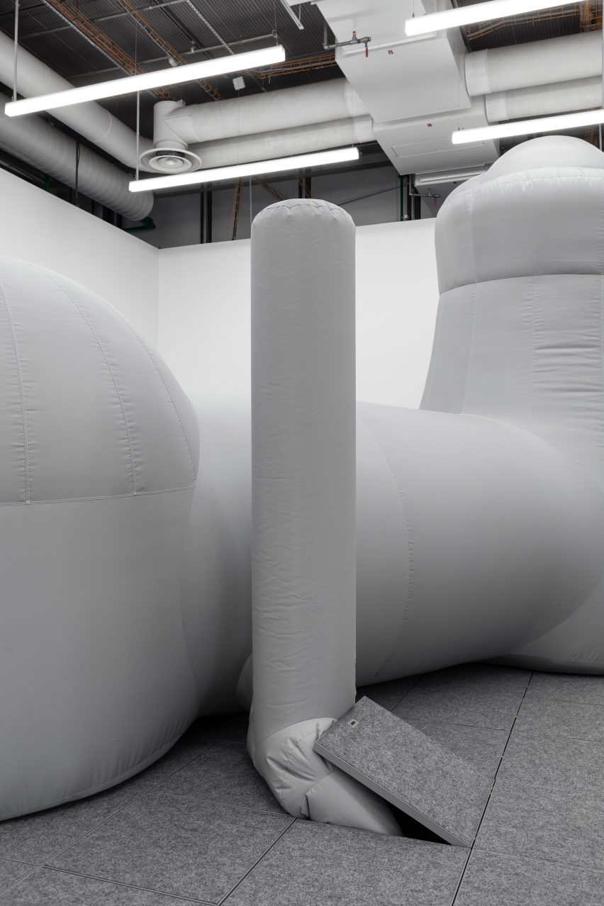 3-8 at the Centre Pompidou by Leopold Banchini