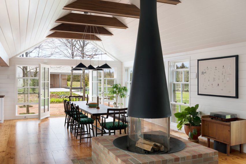 Cove House by Maryann Thompson Architects
