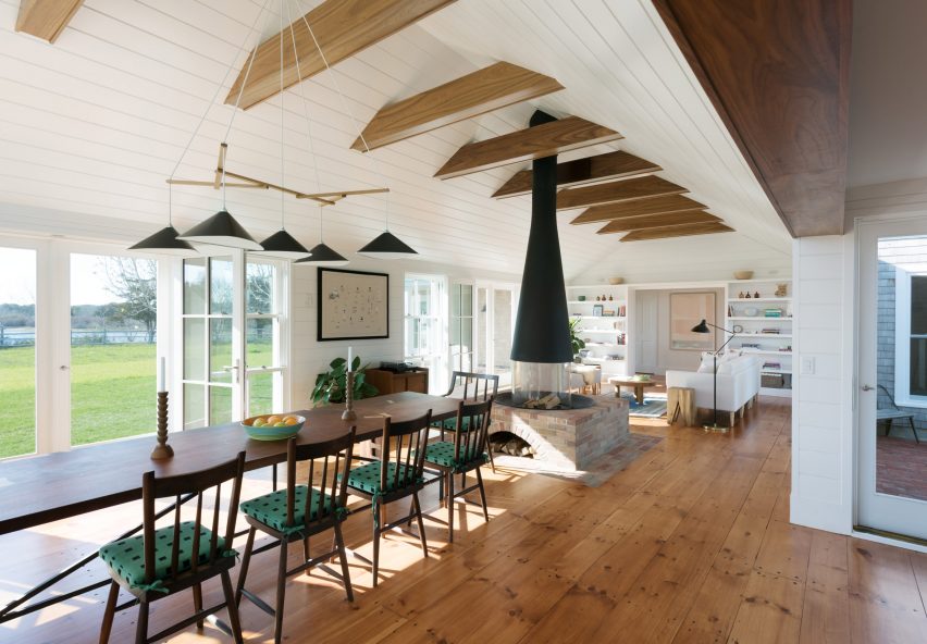 Cove House by Maryann Thompson Architects
