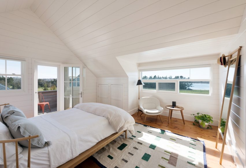 Cove House by Maryann Thompson Architects