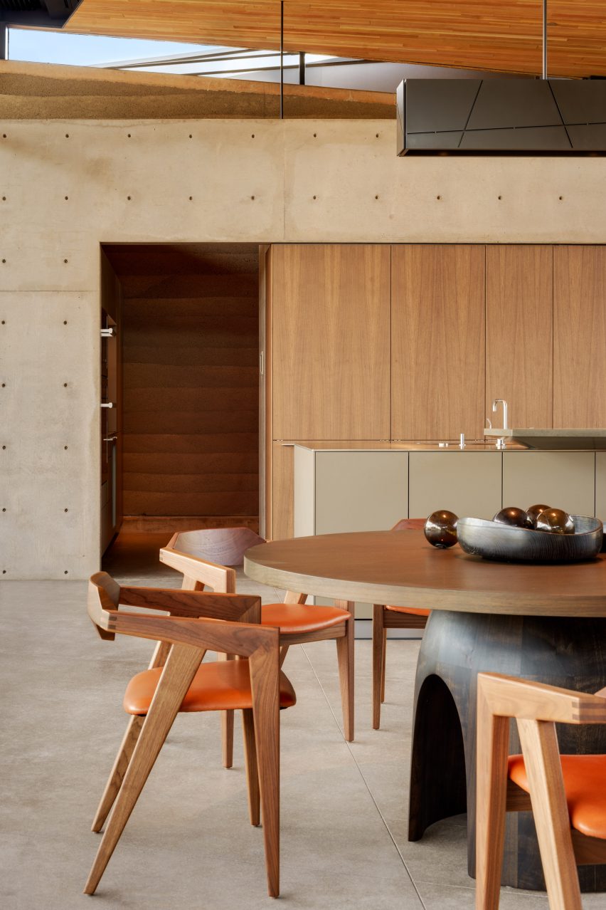 Dancing Light House by Kendle Design Collaborative