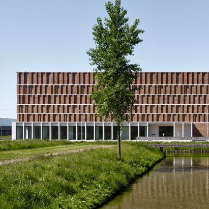 Delft city archive by Office Winhov and Gottlieb Paludan Architects