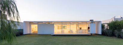 House in El Maitén by Bernardo Rosello Arquitectura