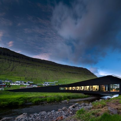 Eysturkommuna Town Hall by Henning Larsen