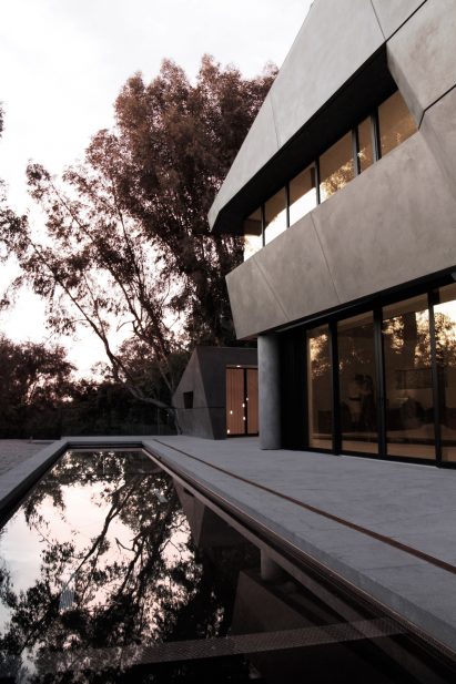 Hollywood house by Patrick Tighe
