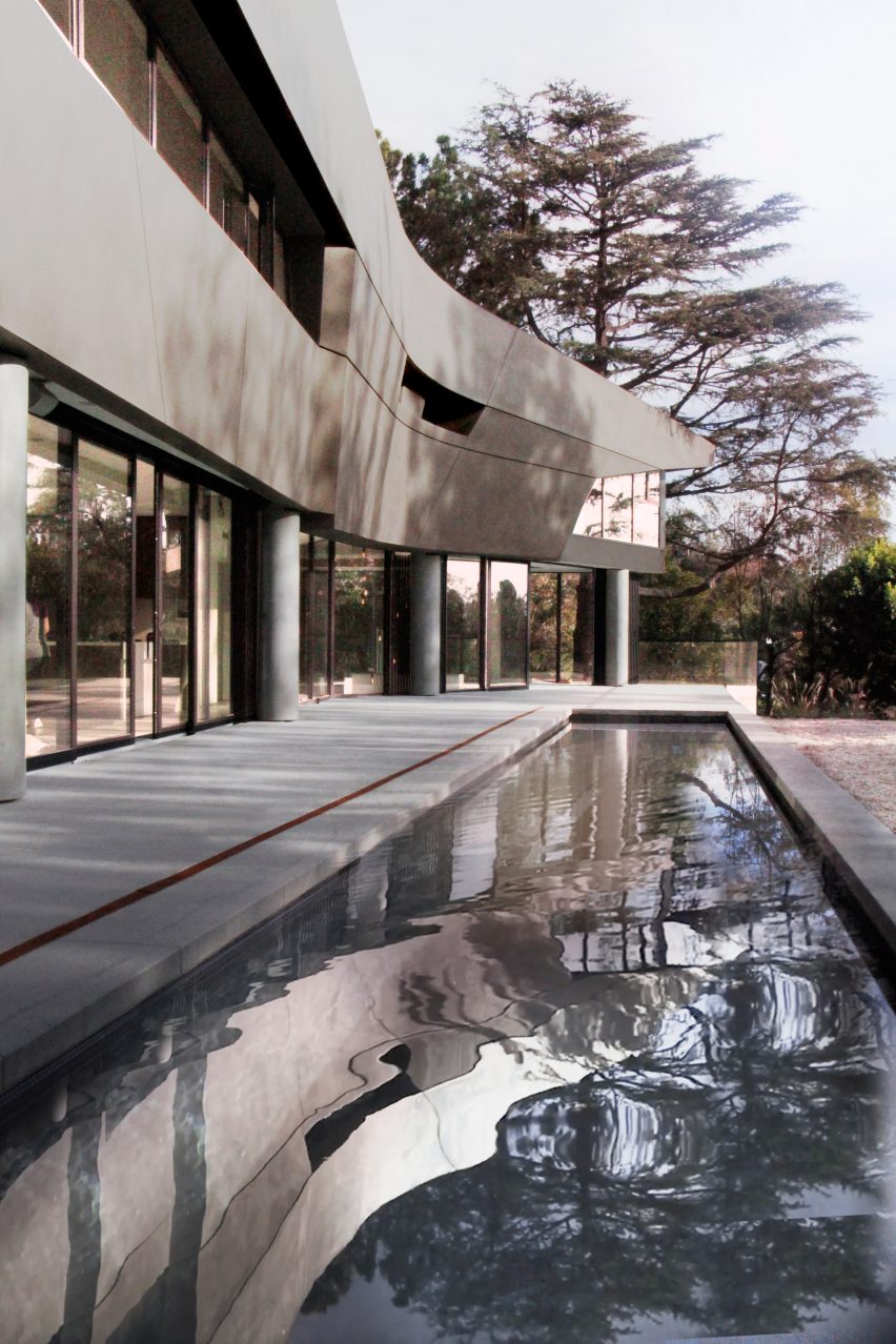 Hollywood house by Patrick Tighe