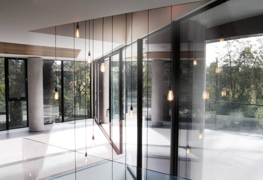 Hollywood house by Patrick Tighe