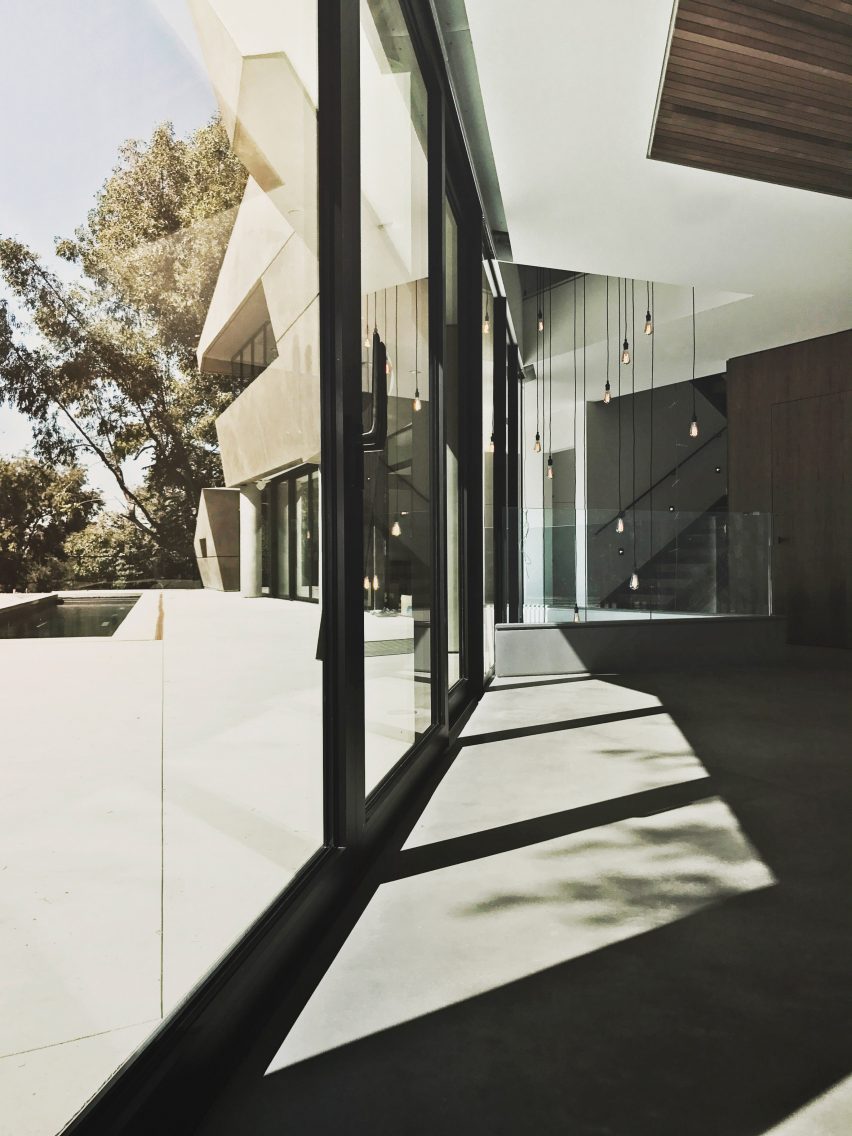 Hollywood house by Patrick Tighe