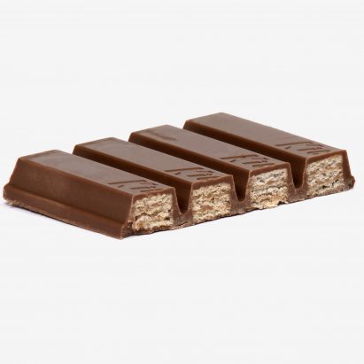 EU gives two fingers to Kit-Kat's four finger design
