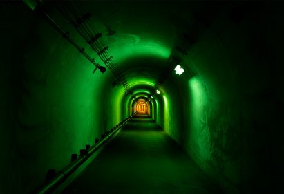 MAD transforms Kiyotsu Gorge Tunnel with mirrors, water and a spa