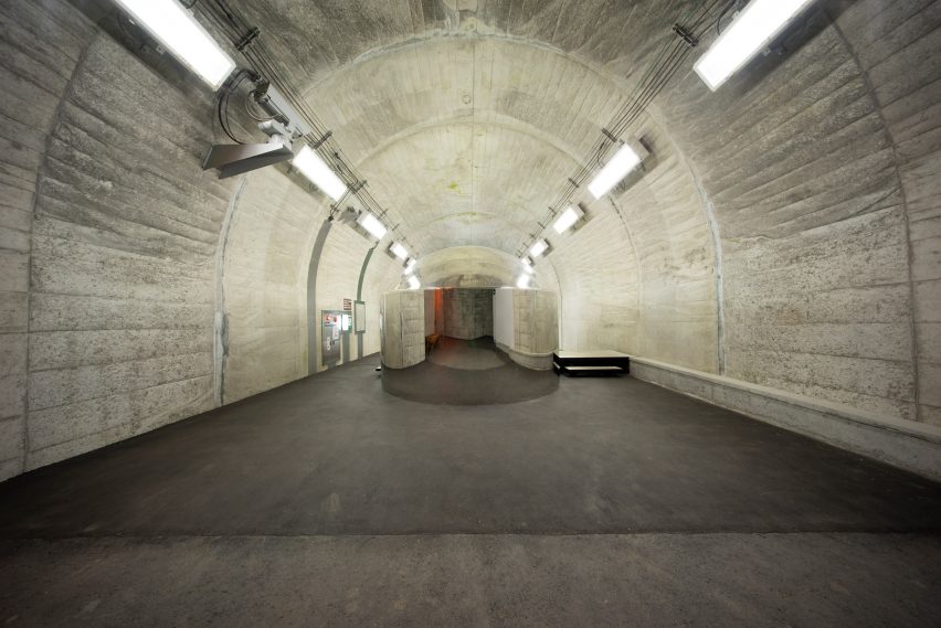 MAD transforms Kiyotsu Gorge Tunnel with mirrors, water and a spa