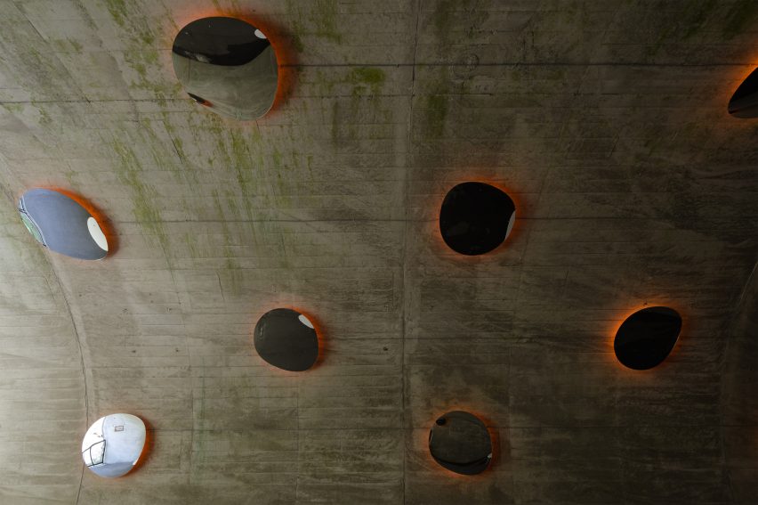 MAD transforms Kiyotsu Gorge Tunnel with mirrors, water and a spa