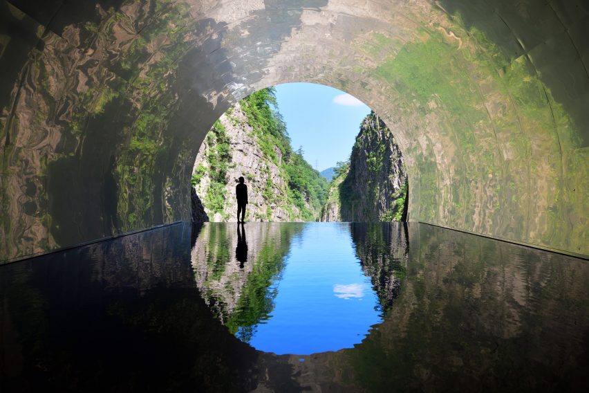 MAD transforms Kiyotsu Gorge Tunnel with mirrors, water and a spa