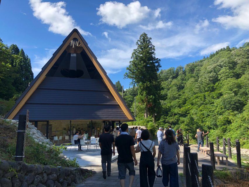 MAD transforms Kiyotsu Gorge Tunnel with mirrors, water and a spa