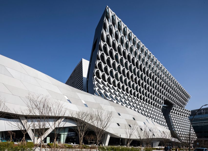 Kolon Headquarters by Morphosis