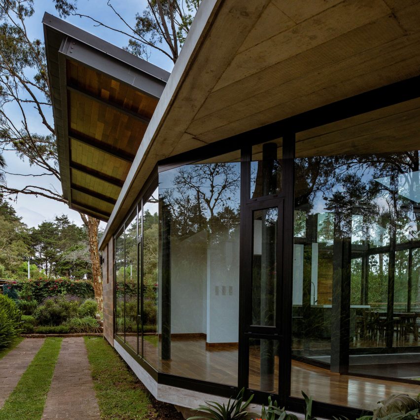 La Cabañita by Paz Arquitectura