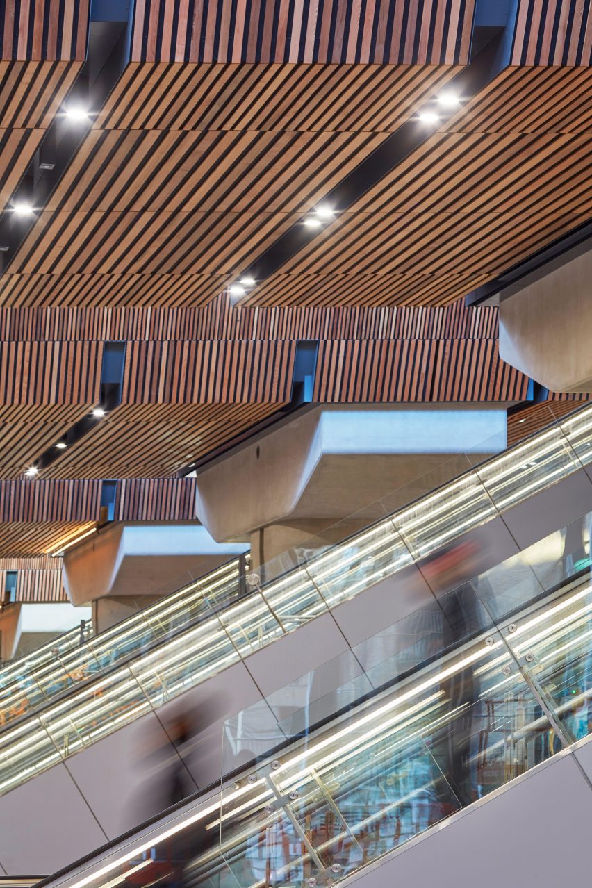London Bridge Station refurbishment by Grimshaw