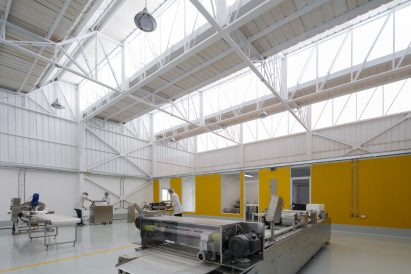 Mikhuna by TEC