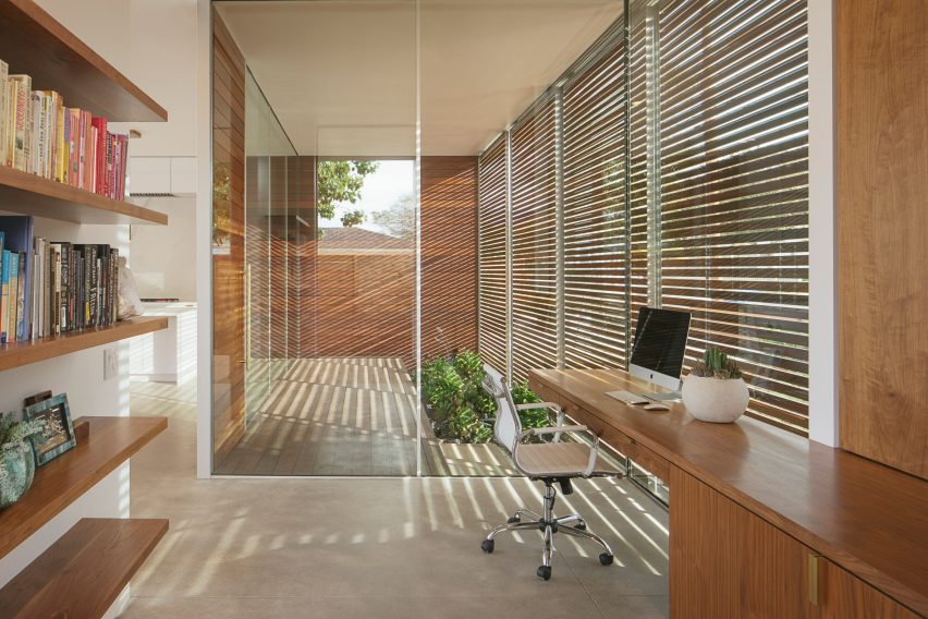Minimalist Residence by Anacapa Architecture