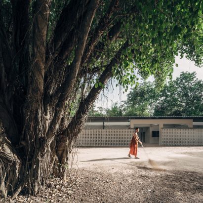 Novice Living Quarters Buddhanimit Temple by Skarn Chaiyawat