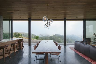 Off-Grid Guest House by Anacapa Architecture