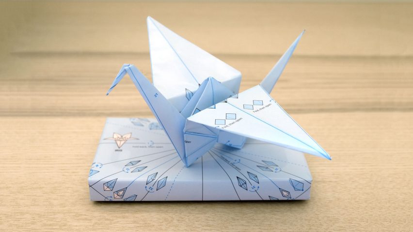 Origami wrapping paper by Ilovehandles
