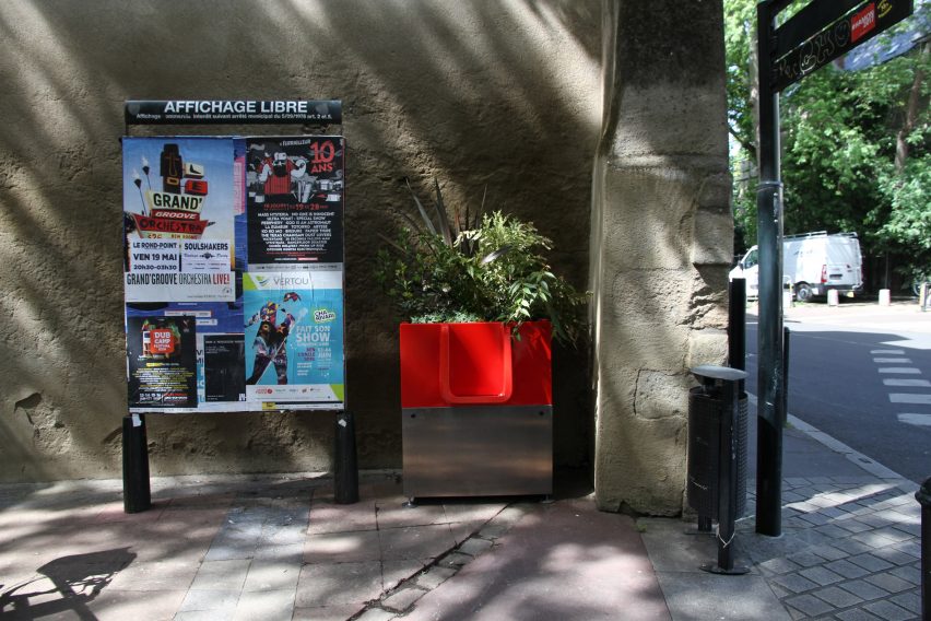 Urinals in Paris's historic centre cause uproar