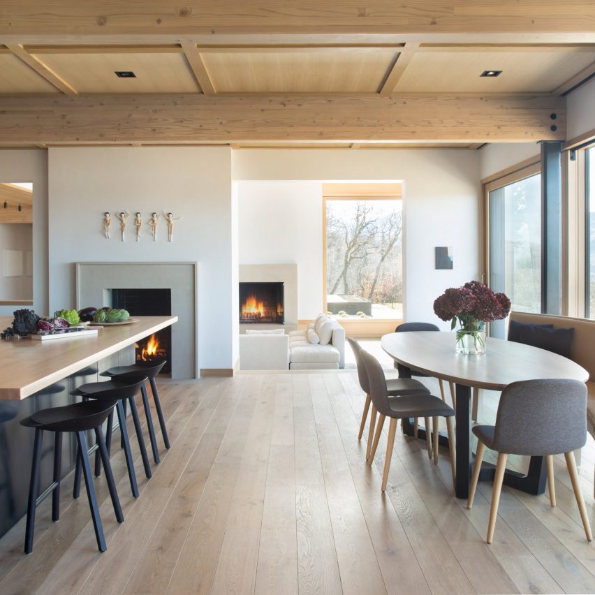 Ridge House by Rowland + Broughton