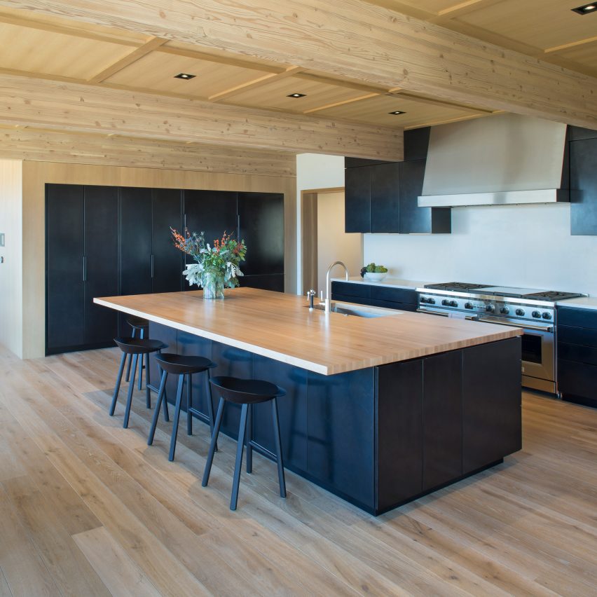 Ridge House by Rowland + Broughton