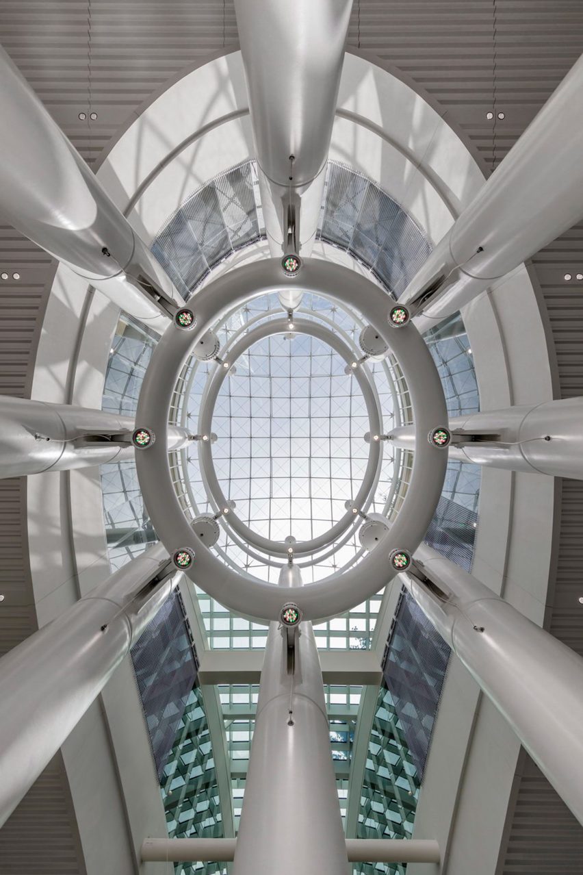 Salesforce Transit Center by Pelli Clarke Pelli Architects