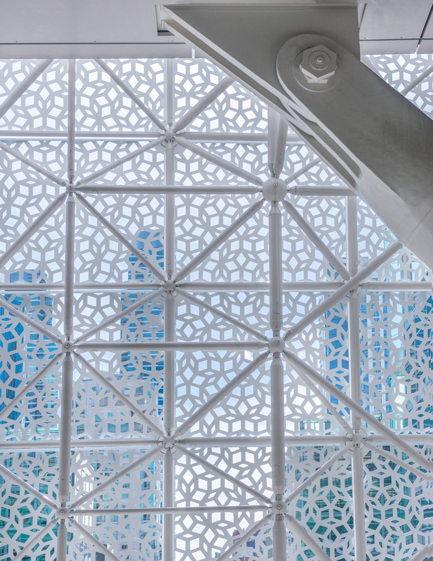 Salesforce Transit Center by Pelli Clarke Pelli Architects