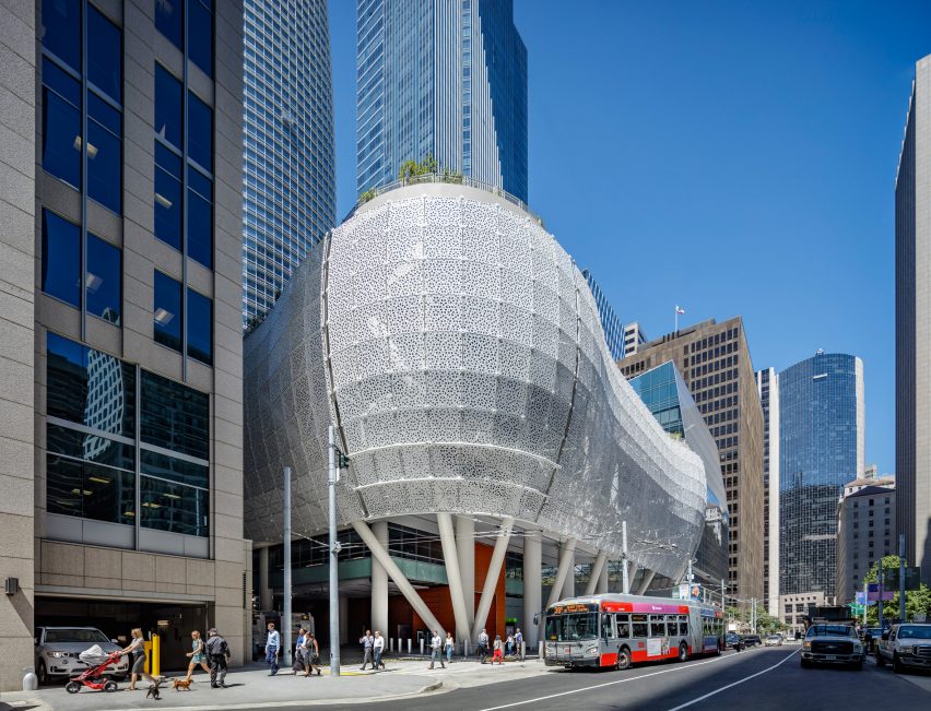 Salesforce Transit Center by Pelli Clarke Pelli Architects