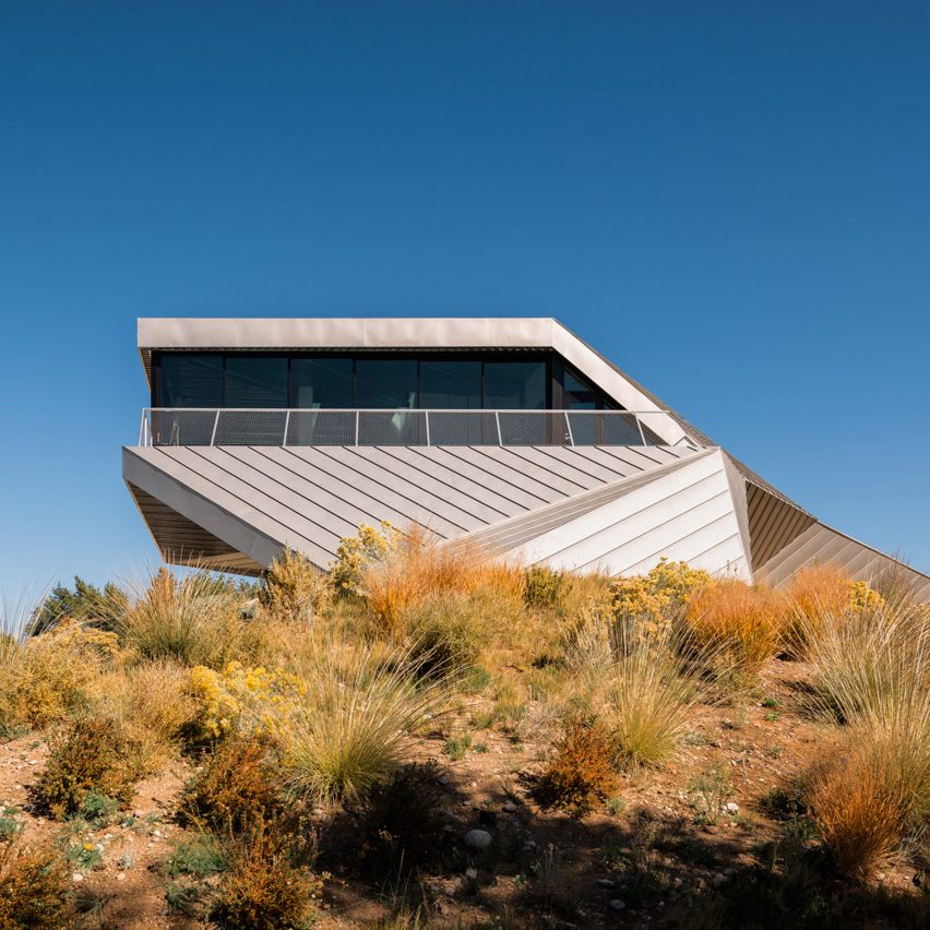 Shapeshifter House by OPA