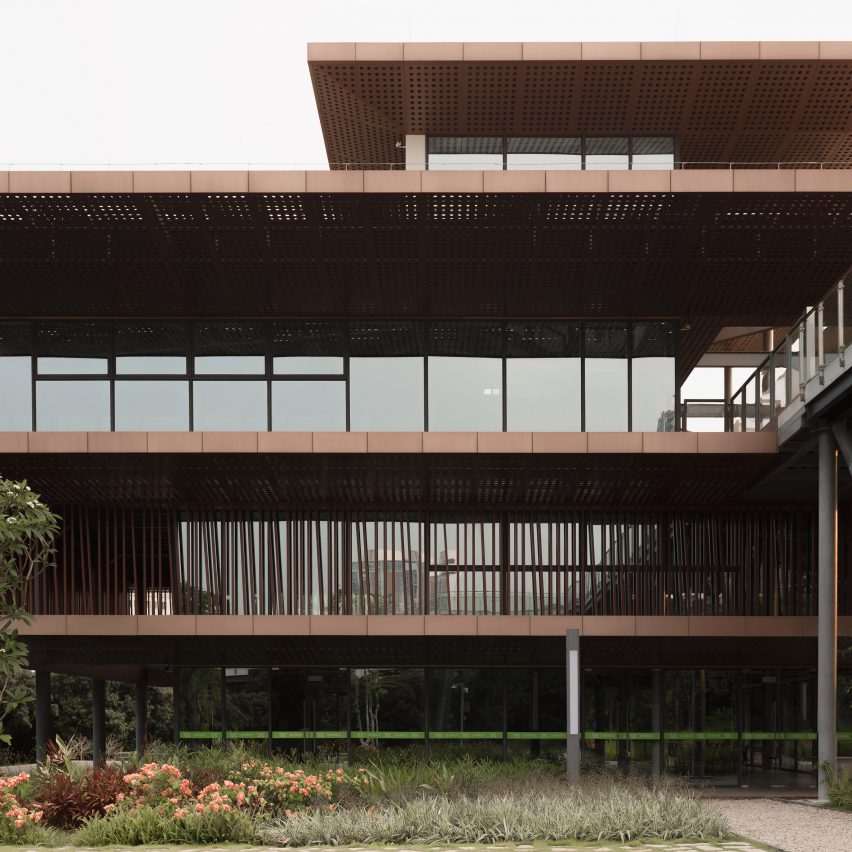 Xiangmi Science Library by MLA+