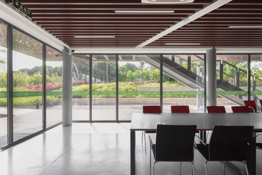 Xiangmi Science Library by MLA+
