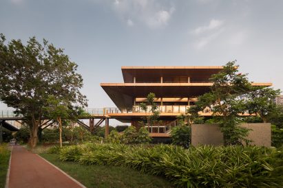 Xiangmi Science Library by MLA+
