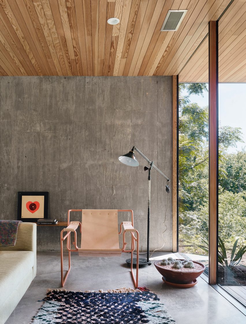 South 5th Residence by Alterstudio
