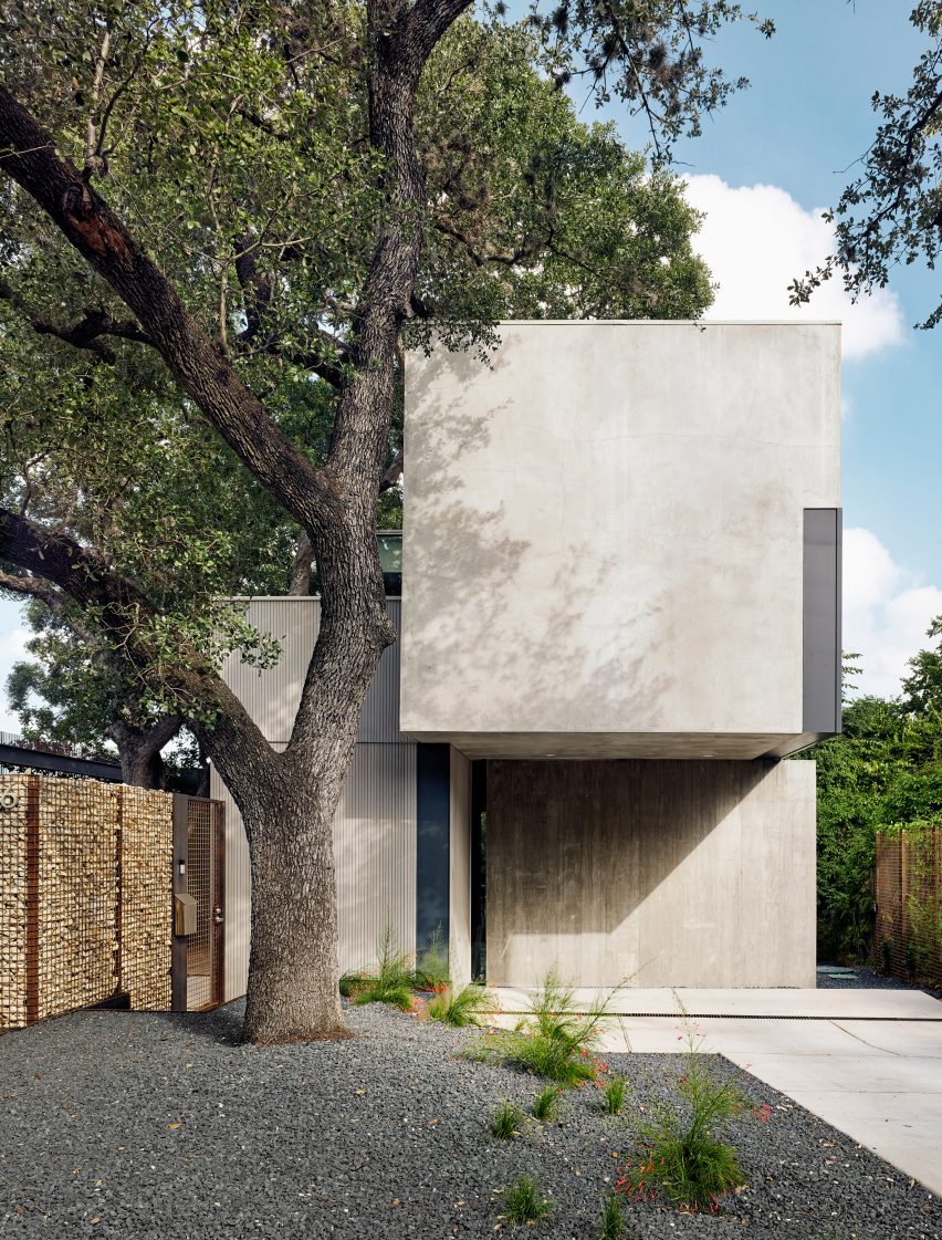 South 5th Residence by Alterstudio