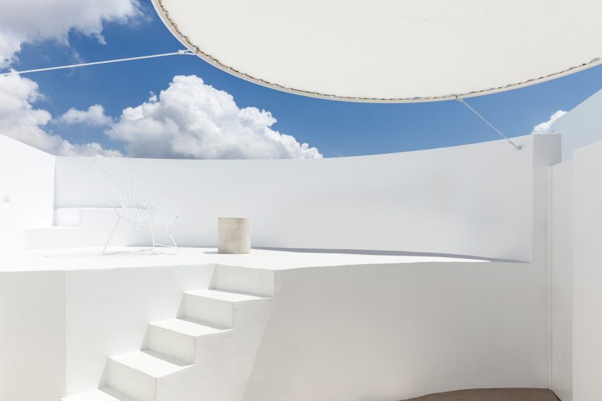 Santorini holiday home by Kapsimalis Architects