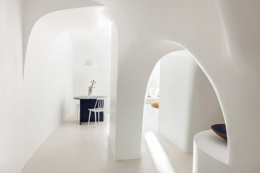 Santorini holiday home by Kapsimalis Architects