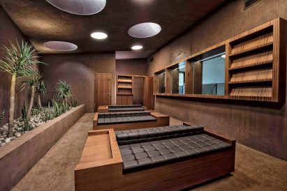 Swiss Embassy in Kenya by Roeoesli Maeder Architekten
