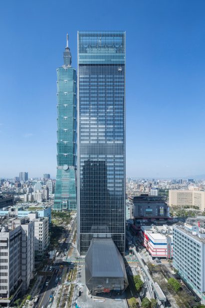 Taipei Nanshin Plaza by Mitsubishi Jisho Sekkei